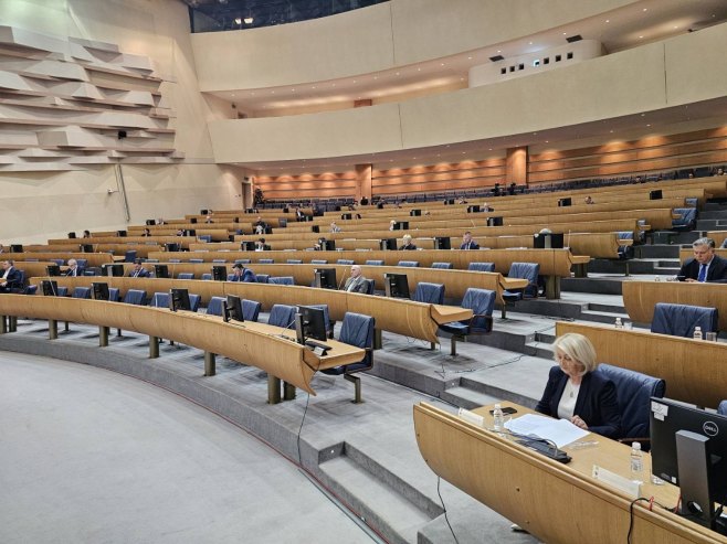 Podržana hitna procedura za smanjenje ili ukidanje akciza na gorivo