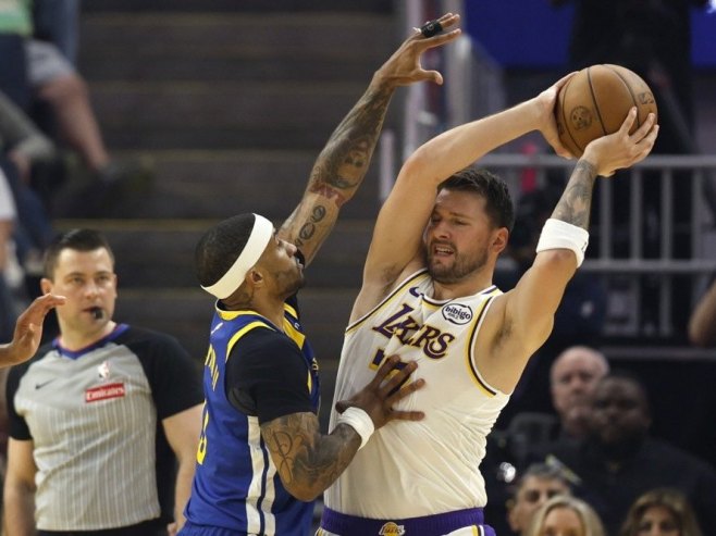 Detroit prekinuo seriju Lejkersa, Dončić promašio produžetak (VIDEO)