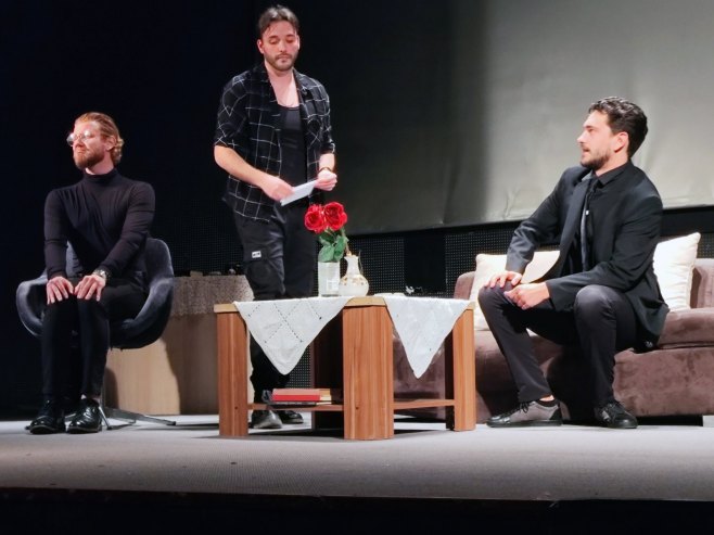 U Bratuncu počeli deveti dani pozorišta