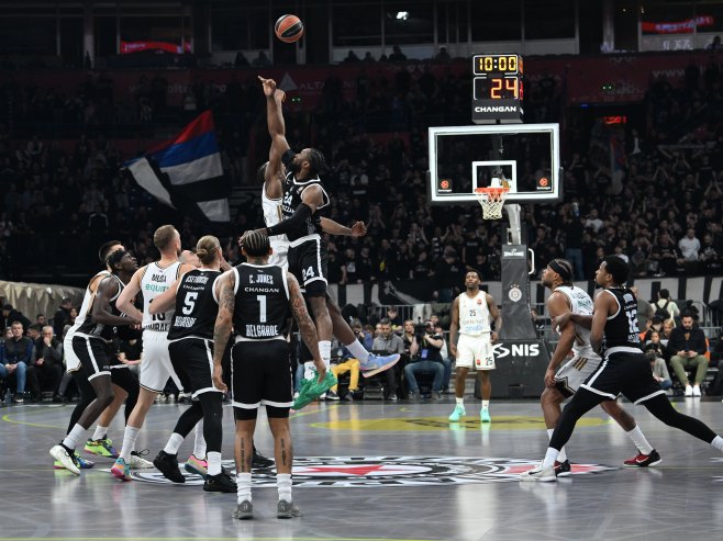 Košarkaši Partizana poslije velikog preokreta savladali Dubai u zaostalom meču Evrolige