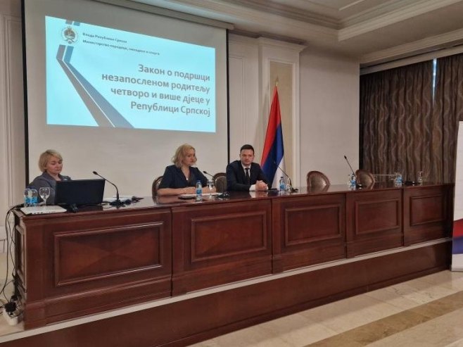 Radionica posvećena tumačenju Zakona o podršci nezaposlenom roditelju četvoro i više djece u Srpskoj
