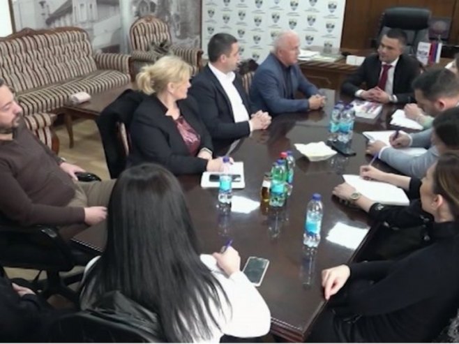 Kozarska Dubica i ove godine domaćin učenicima sa KiM