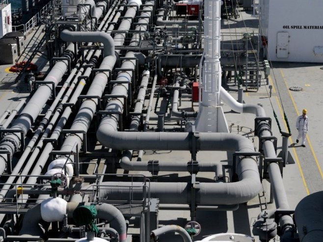 Cijena nafte skočila na 118 dolara po barelu, gas poskupio za 35 odsto