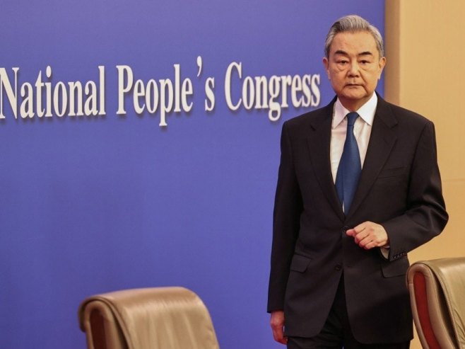 Vang Јi (foto: EPA/ANDRES MARTINEZ CASARES) - 