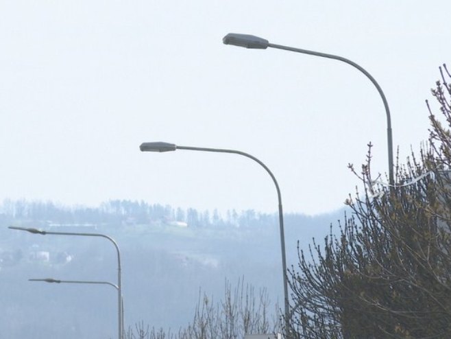 Stanivuković jednu sijalicu plaća 1.750 KM; Da li gradonačelnika Banjaluke brinu realni problemi građana?