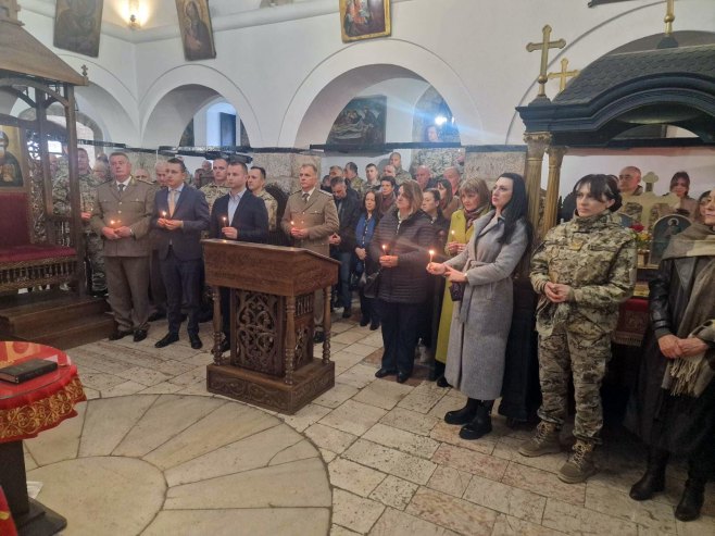 Goganović na parastosu u Staroj crkvi u Sarajevu: Usprkos stradanju srpski narod ostaje dostojanstven