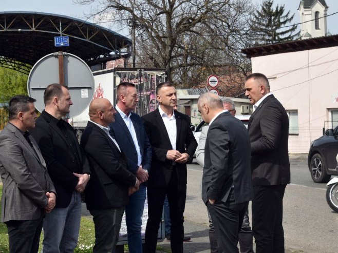 Minić: Neshvatljivo da niko iz FBiH nije došao na sastanak sa prevoznicima; Podržavamo Logistiku, ali ne i blokade granica (FOTO/VIDEO)