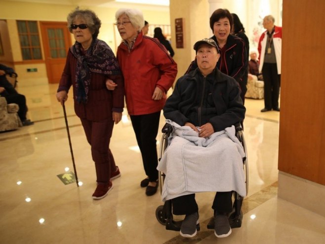 Kina uvodi osiguranje za dugotrajnu njegu kako bi ublažila izazove starenja