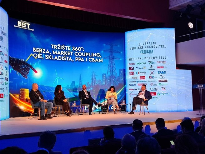 Samit energetike u Trebinju: Danas tri panel diskusije