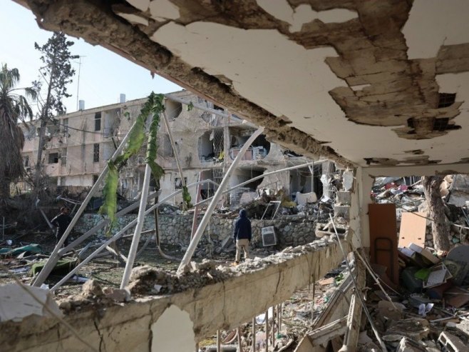 SAD preko Pakistana poslale Iranu plan u 15 tačaka; Mer njuz: Teheran razmatra otmicu američkih zvaničnika