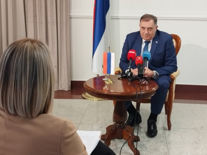Dodik: Povećanje plata budžetskim korisnicima od aprila; Srpska donosi mjere i reaguje