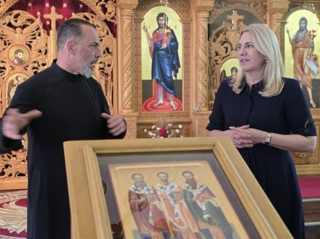 Cvijanović zahvalila svešteniku Saviću i srpskom narodu u Irvingu na gostoprimstvu (FOTO)