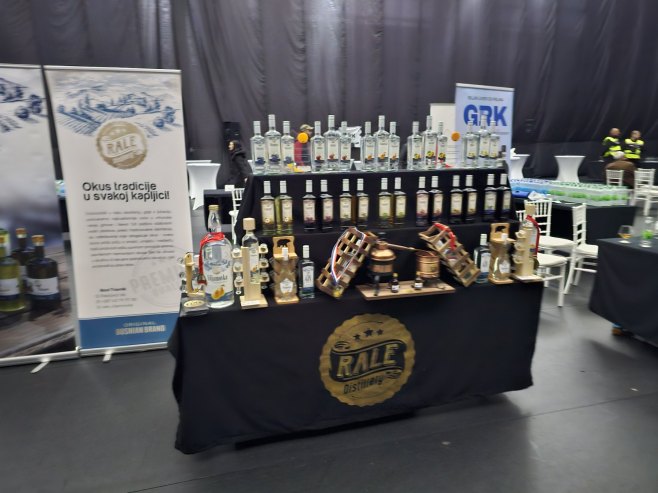 Festival rakije: Pobjednik destilerija iz Srbije sa sedam godina starom šljivovicom