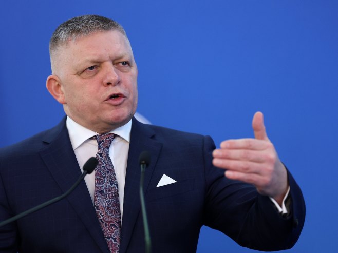 Fico optužio Ursulu da je u zavjeri sa Zelenskim: Da li je EU toliko nesposobna?