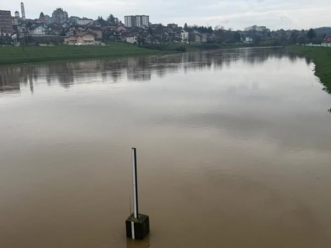 Ukrina (foto: facebook.com/GradDerventa) - 