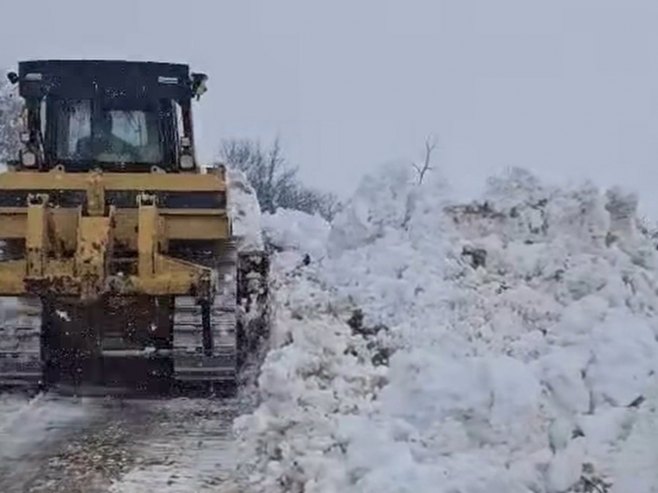Pročišćen put prema predajniku RTRS na Kozari (FOTO/VIDEO)