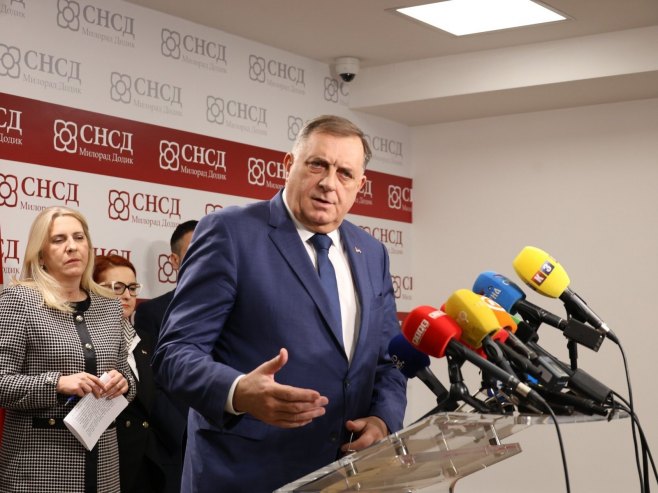 Dodik najavio: U septembru novo povećanje plata budžetskim korisnicima; Pomoć penzionerima i mladima (VIDEO)