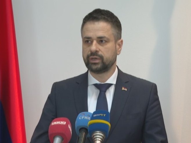 Amidžić: Sistematski riješiti primanja svih zaposlenih u institucijama BiH (VIDEO)