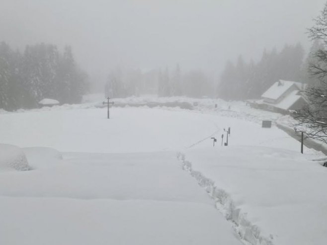 Apel posjetiocima da ne dolaze na Mrakovicu zbog snijega (FOTO)