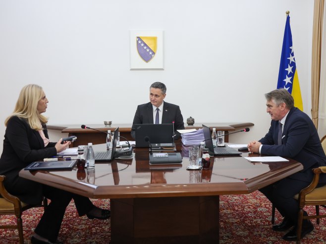 Komšić i Bećirović odbili da uvrste na dnevni red inicijativu da se "Muslimansko bratstvo" proglasi za terorističku organizaciju