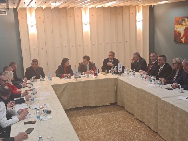 Sastanak opozicije - Foto: RTRS