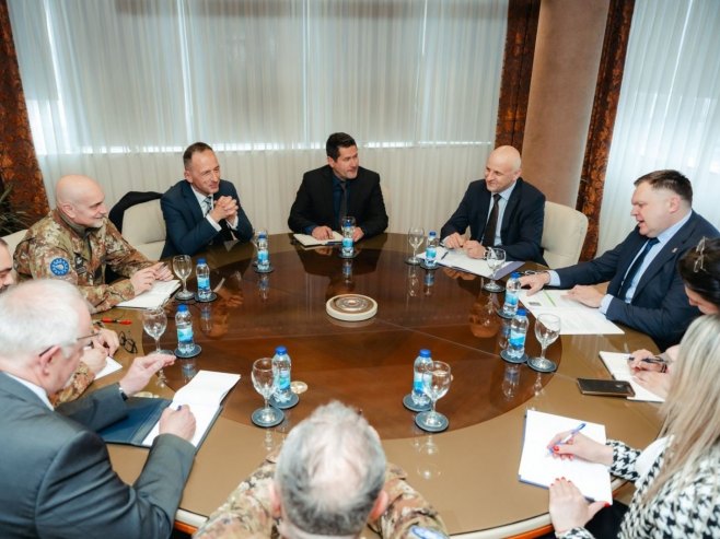 Budimir sa komandantom EUFOR-a - Foto: Ustupljena fotografija