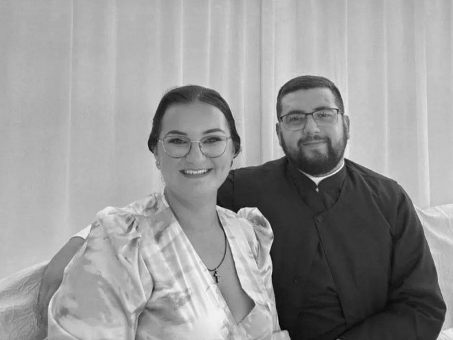 Parohijani se opraštaju od sveštenika i supruge; Pokrenuta akcija prikupljanja sredstava za njihovu djecu