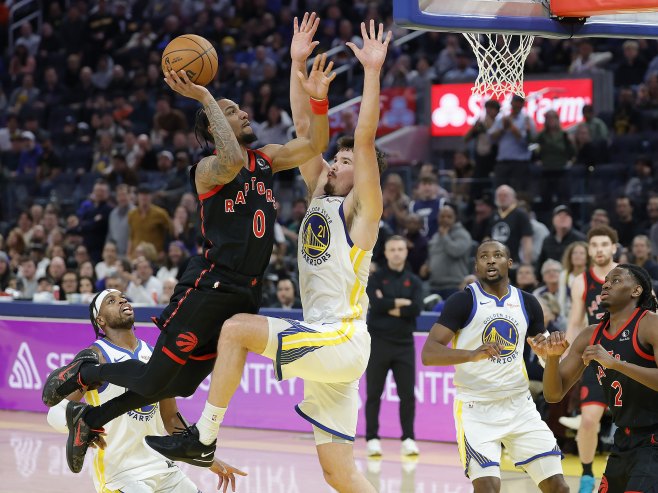 Košarkaši Toronta deklasirali Memfis, direktan plasman u plej-of sve bliži