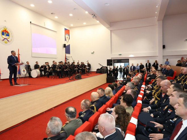 Siniša Karan Siniša Karan - Foto: ZIPAPHOTO/Borislav Zdrinja