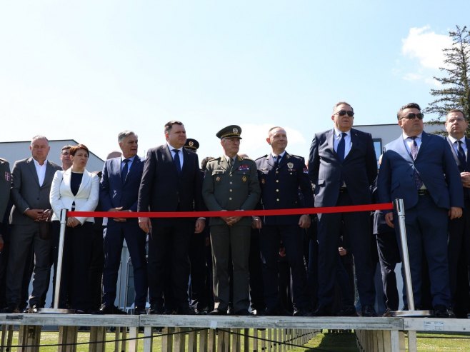 Pokazna vježba SAЈ-a, Žandarmerije i Uprave za vazduhoplovstvo u Banjaluci (FOTO/VIDEO)