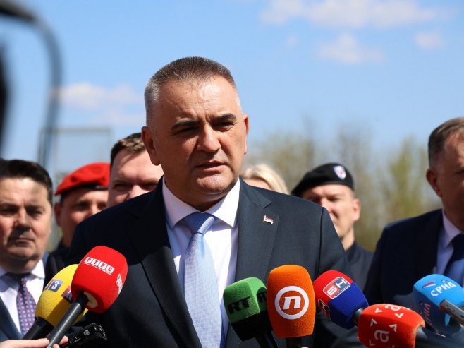 Minić: Vlada Srpske pokazuje da cijeni policijske pripadnike (VIDEO)