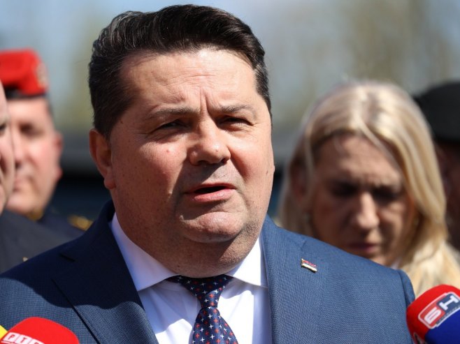 Stevandić: Apsolutna sinergija u napretku opremanja policije (VIDEO)