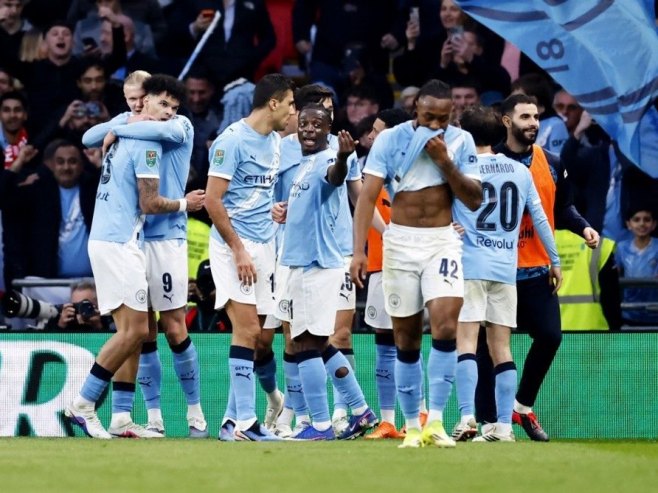 Mančester Siti prvi polufinalista FA kupa