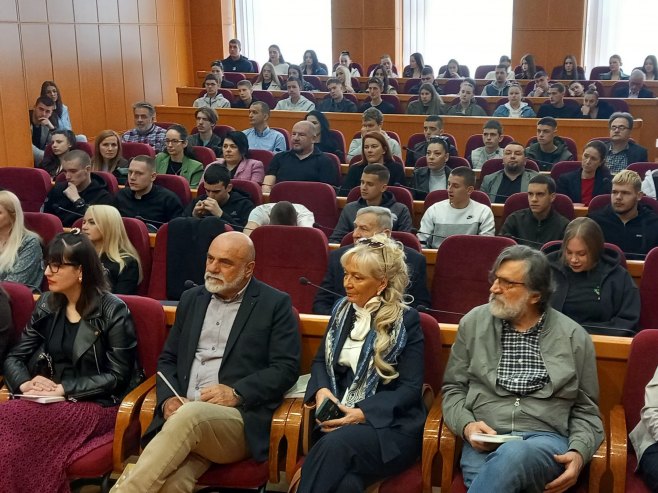 Naučnim skupom "Poetika Đorđa Nešića" počela manifestacija "Dučićev dan"