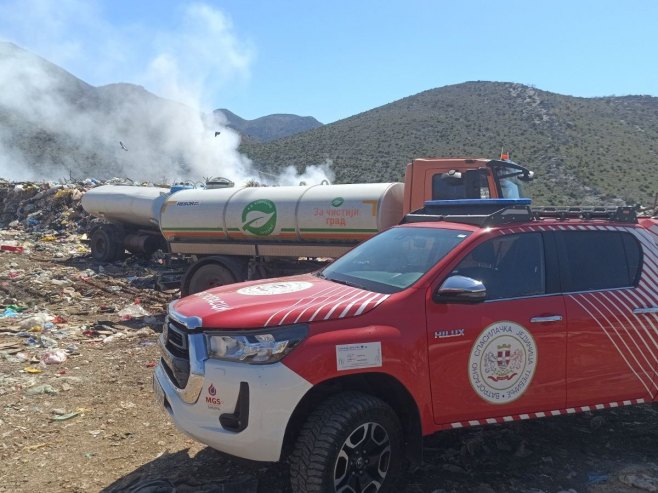 Požar na gradskoj deponiji "Obodina" kod Trebinja - Foto: RTRS