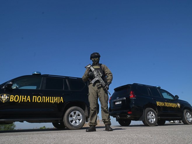 Velika akcija policije i vojske na sjeveru Srbije; U Kanjiži pronađena četiri kilograma eksploziva (VIDEO)