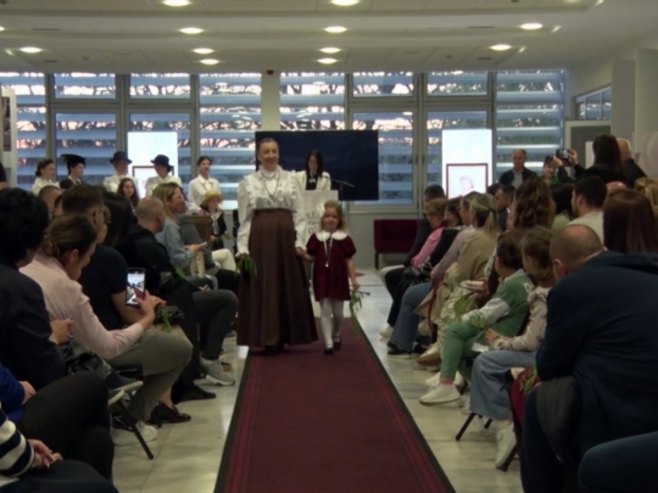 Gradiška: Izložba "Vrbica u građanskoj kulturi Srba"