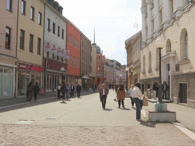 Banjalučane u ovoj godini dočekale veće cijene komunalija; Koliko su režijski računi uvećani? (VIDEO)