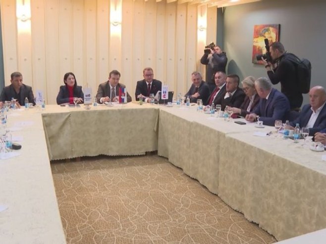 Opozicionari u Srpskoj daleko od bilo kakvog dogovora, dok vrijeme za imena kandidata ističe