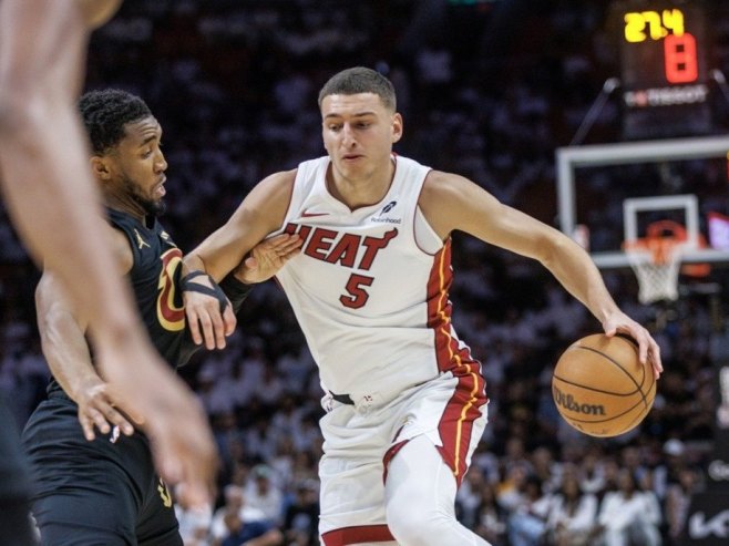 Srpski košarkaš Nikola Јović povrijedio zglob lijeve noge