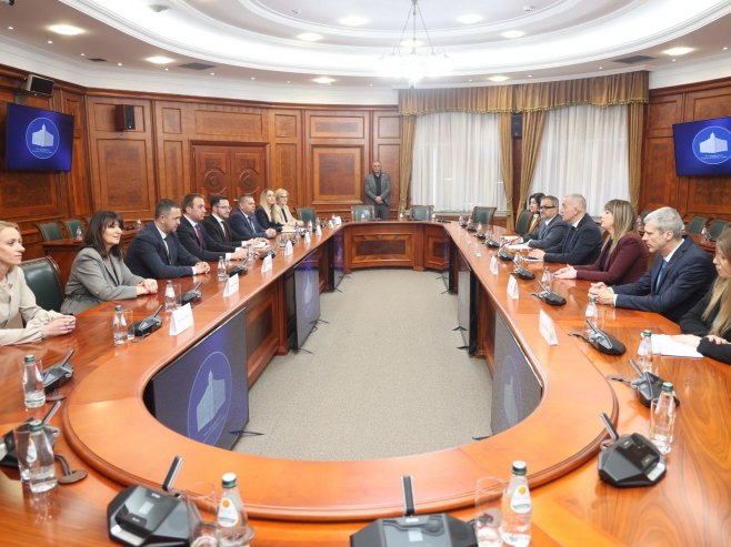 Potpisan Memorandum o saradnji notarskih komora Srbije i Srpske - Foto: Ustupljena fotografija