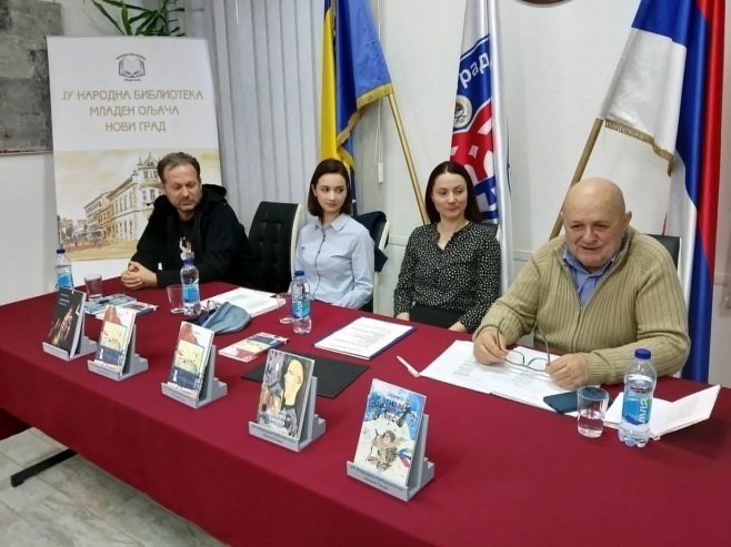 Novi Grad: Predstavljena knjiga "Ko mi pjesmu krade"