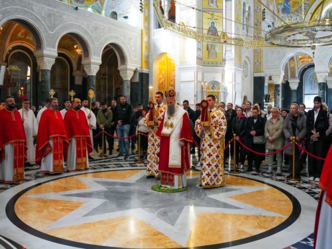 Patrijarh Porfirije: Posvetimo se Bogu da bismo dostojno proslavili Vaskrs