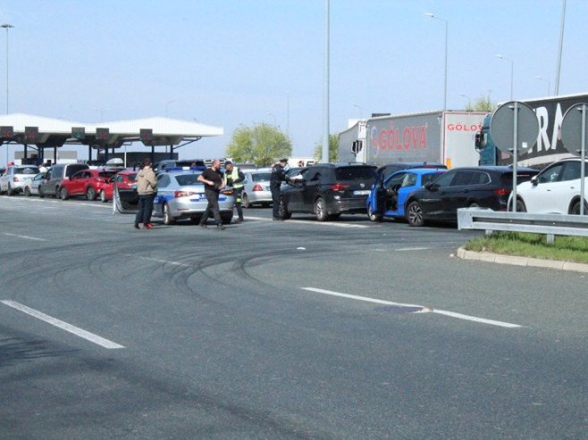Lančani sudar kod graničnog prelaza Batrovci, kolona duga kilometrima