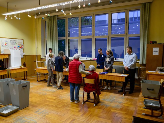 Izbori u Mađarskoj (Foto: EPA/TAMAS VASVARI HUNGARY OUT) Izbori u Mađarskoj (Foto: EPA/TAMAS VASVARI HUNGARY OUT) -