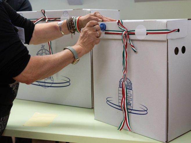 Na parlamentarnim izborima u Mađarskoj do 9.00 časova izlaznost 16,89 odsto