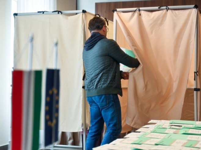 Birališta u Mađarskoj zatvorena, broje se glasovi; Izbore obilježila velika izlaznost