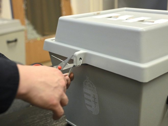 Prebrojano 72,44 odsto glasova u Mađarskoj – Tisi 138, Fidesu 54 mandata