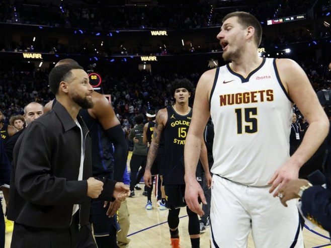 Јokić prvi igrač u istoriji NBA lige sa najviše skokova i asistencija