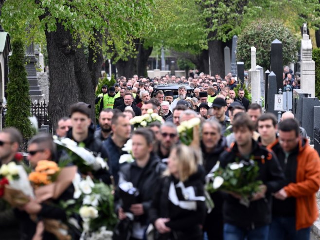 Sahranjen košarkaški trener Duško Vujošević